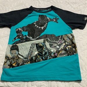 Marvel Avengers Wakanda Forever Boys TShirt Sz Med -8